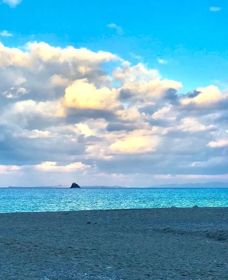Margherita Sul Mare - 250 M From The Beach San Giorgio  San Giorgio (Messina)